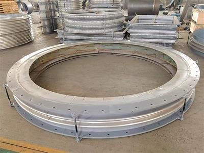 靶釘波紋膨脹節-高溫波紋補償器-可澆築波紋膨脹節