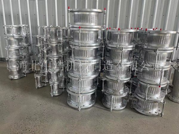 DN300不鏽鋼波紋軟連接